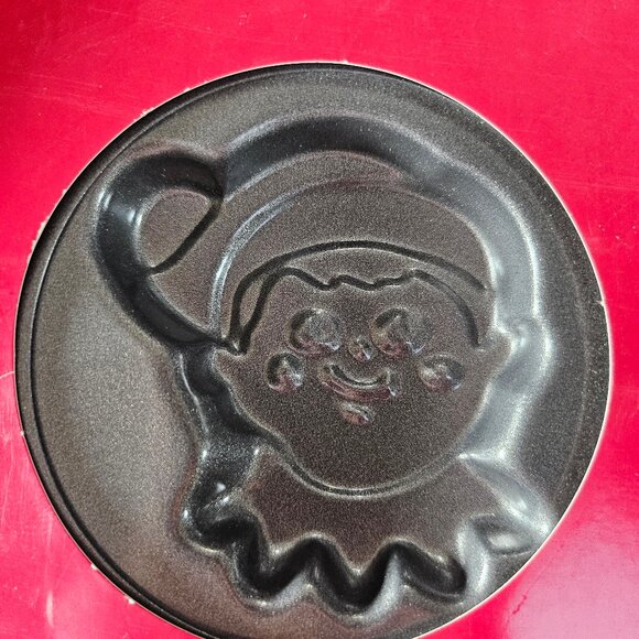 Wilton Elf On The Shelf Non-Stick Cookie Pan 12 Cavities For Christmas Cookies - Picture 2 of 8